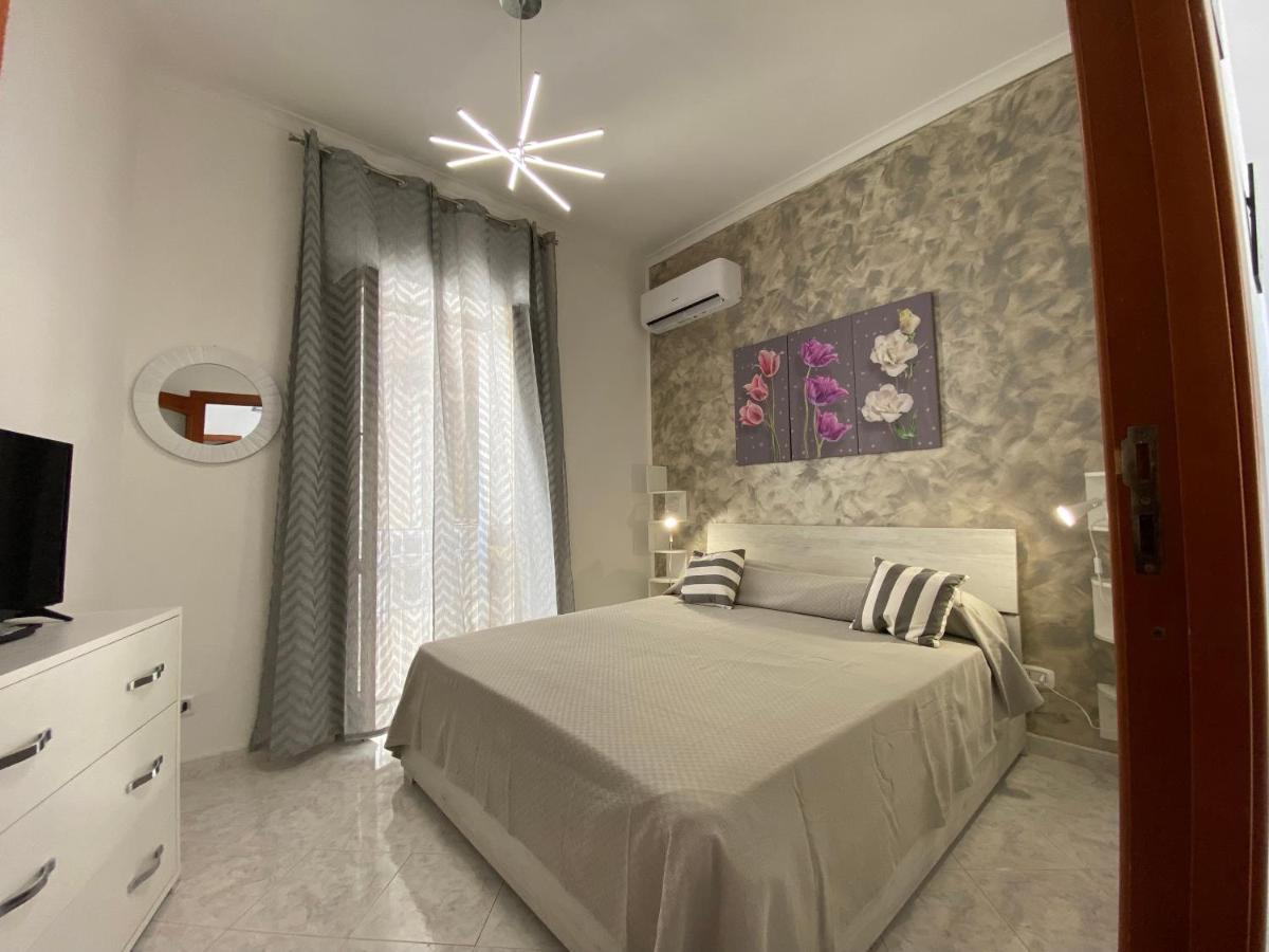 Sea&Sun Apartament Chiaia Nápoles Exterior foto